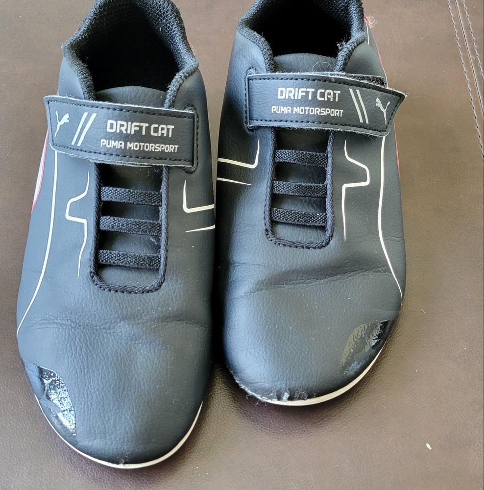 Puma Ferrari sneakers size 2.5C